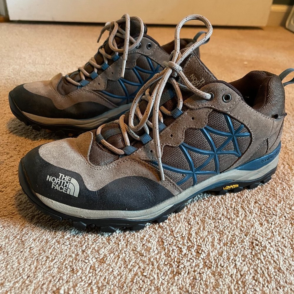 The North Face Storm Women's 8.5 Hiking Shoes Waterproof Vibram Soles HydroSeal 